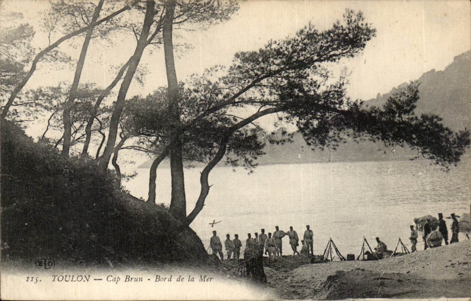 Environs de Toulon CPA Cap BRun Bord de la mer