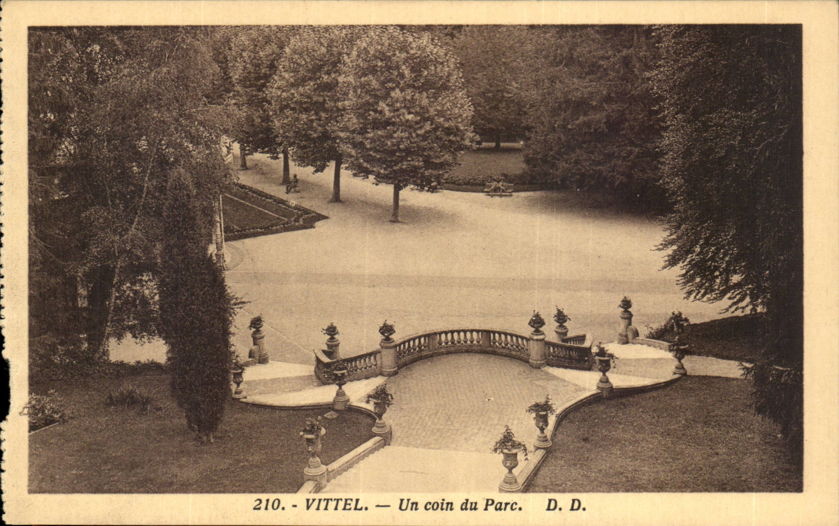 CPA Vittel a corner of the park