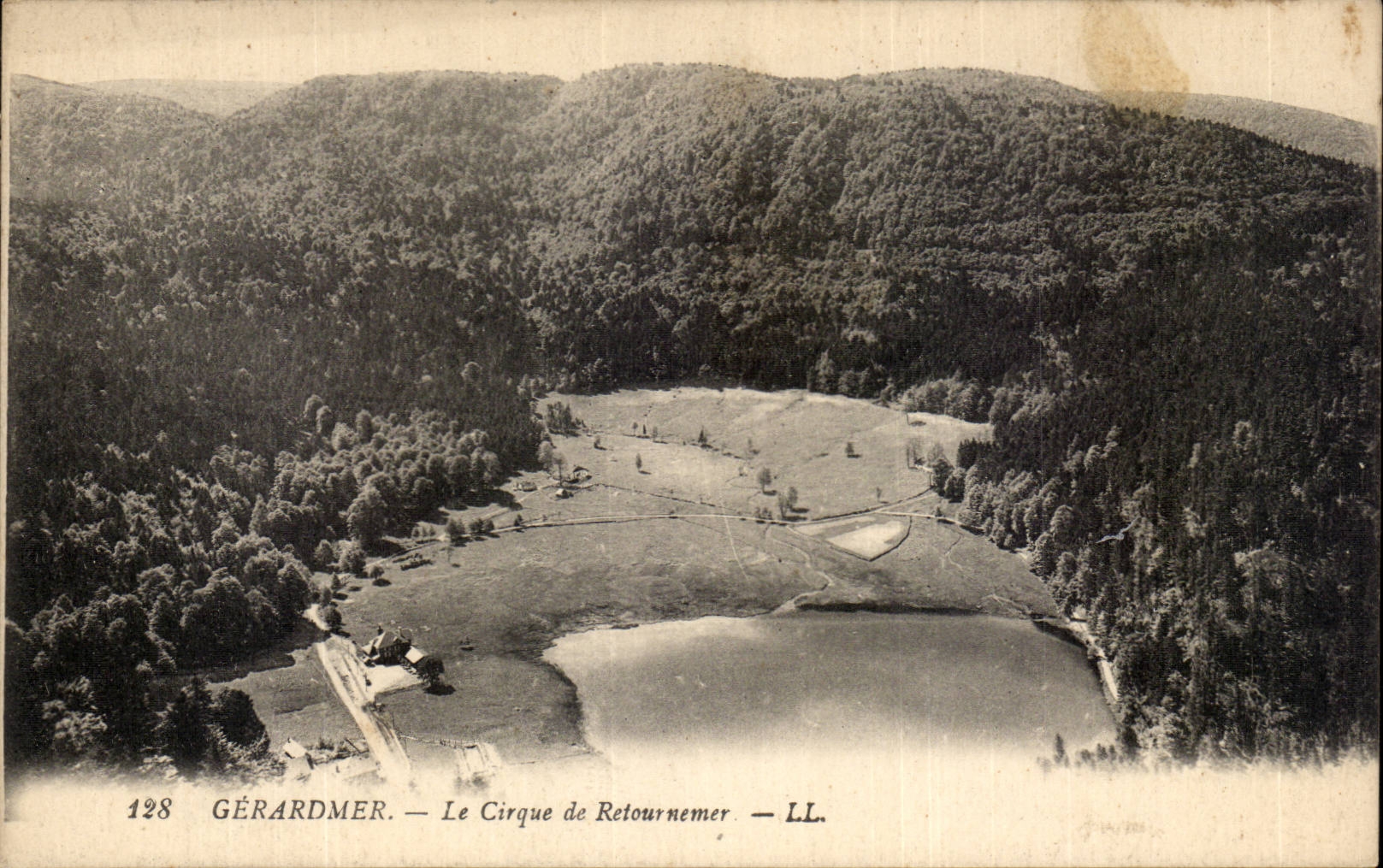 CPA Gerardmer the circus of Retournemer
