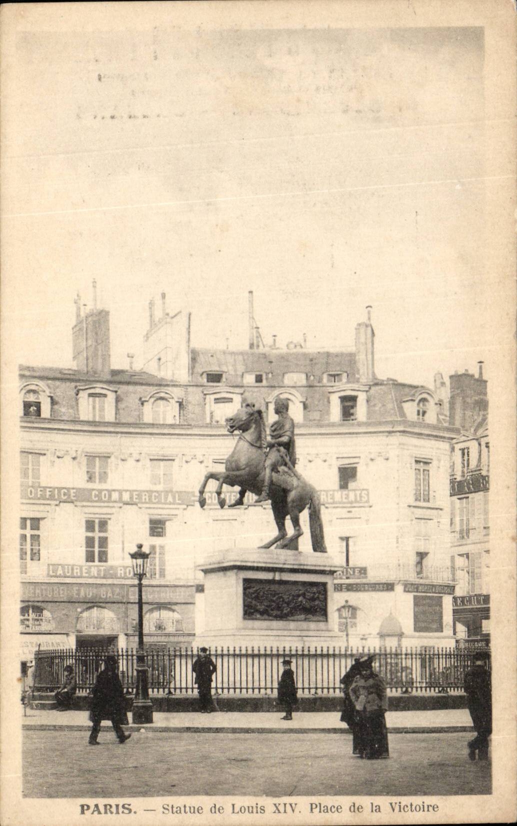 Paris CPA Statue de Louis XIV Place de la Victoire