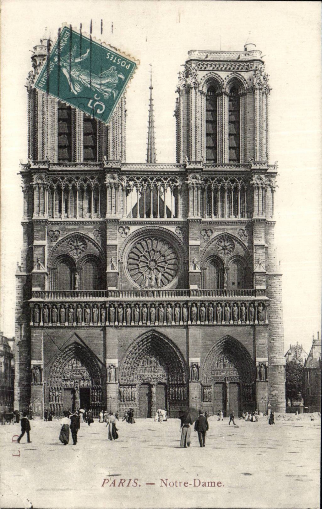 Paris CPA Notre Dame
