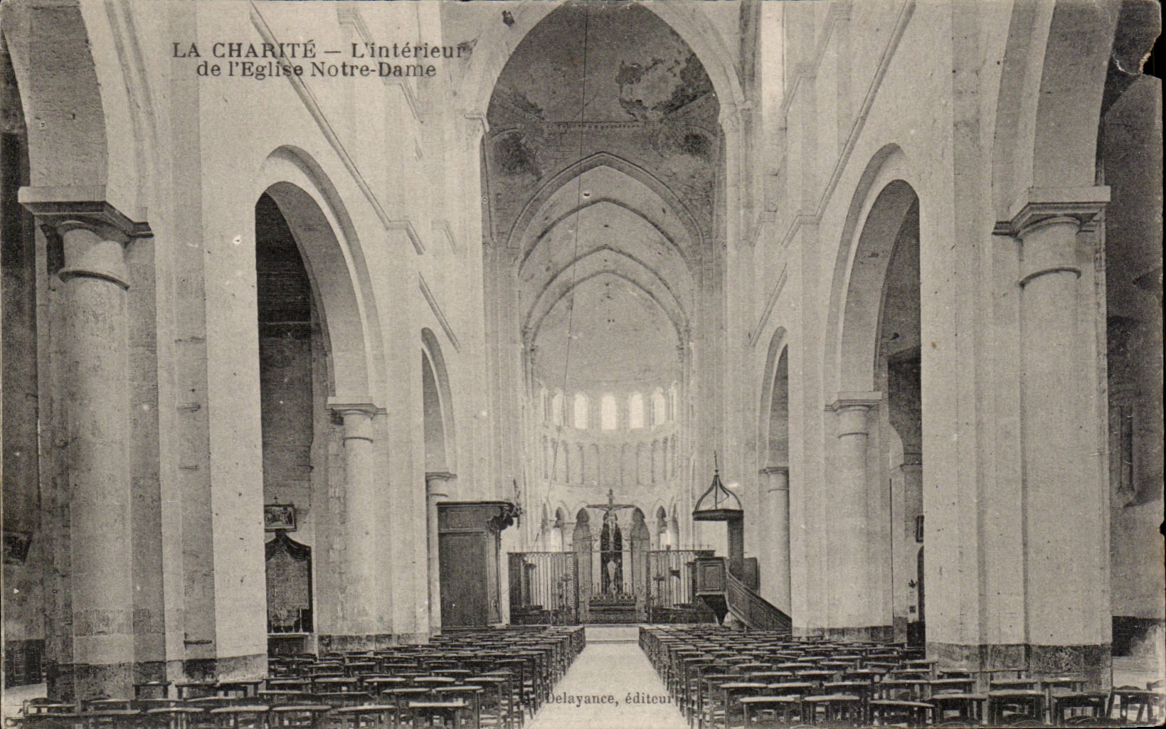 CPA Interior Cahrite of the Notre Dame church
