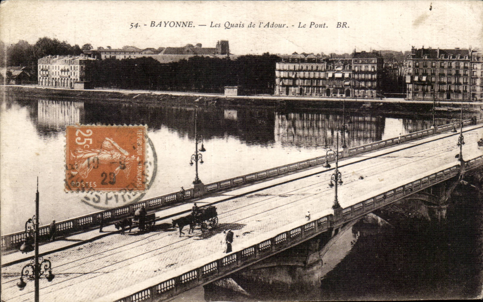 CPA Bayonne quays of Adour the bridge