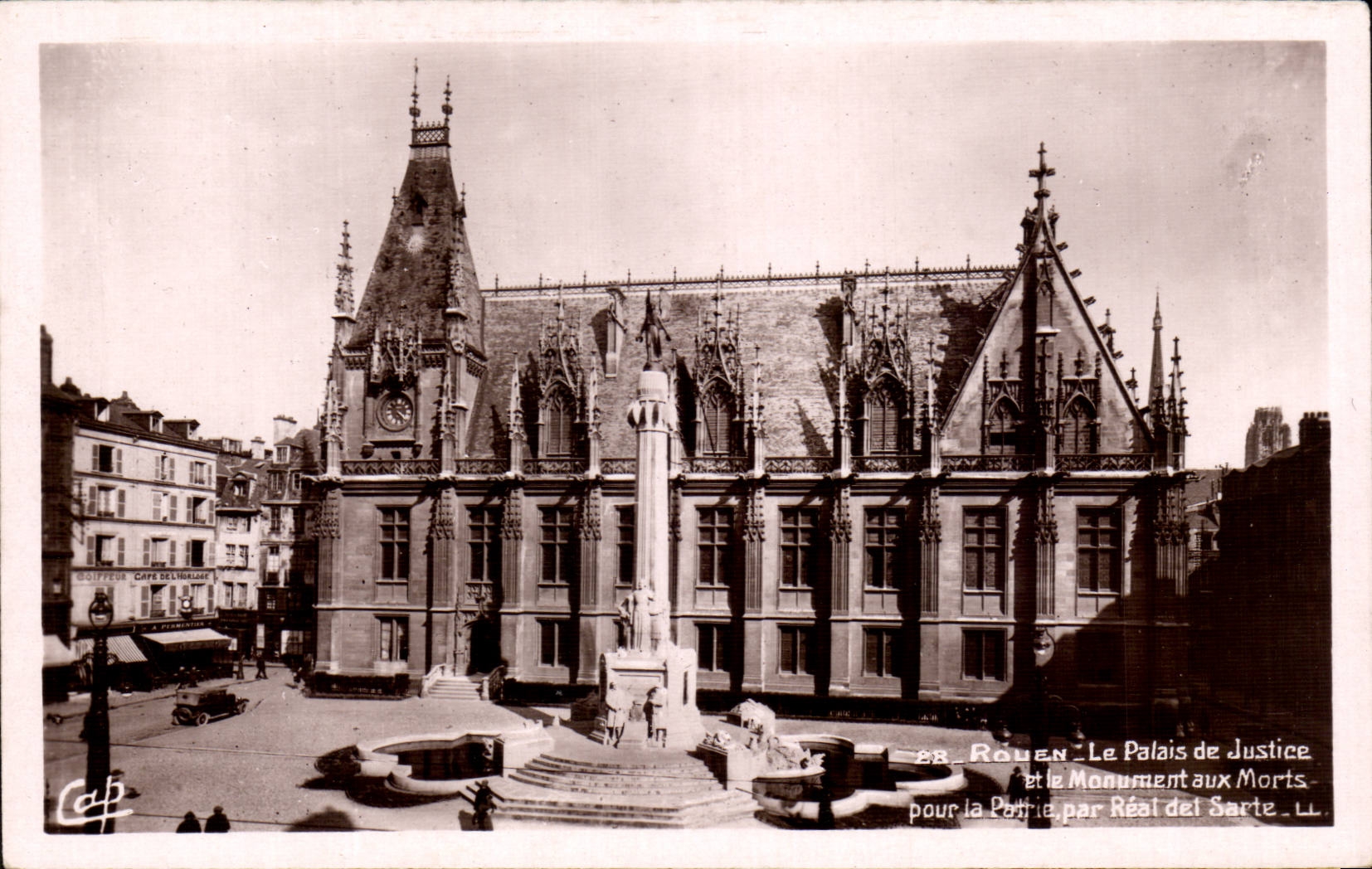 CPA Rouen Law courts and the war memorial