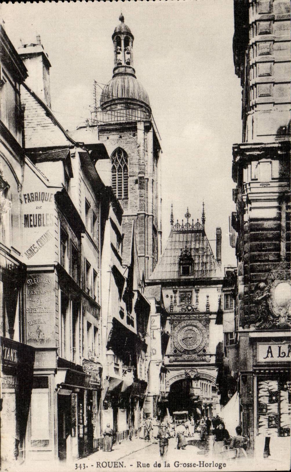 CPA Rouen Street of the large clock