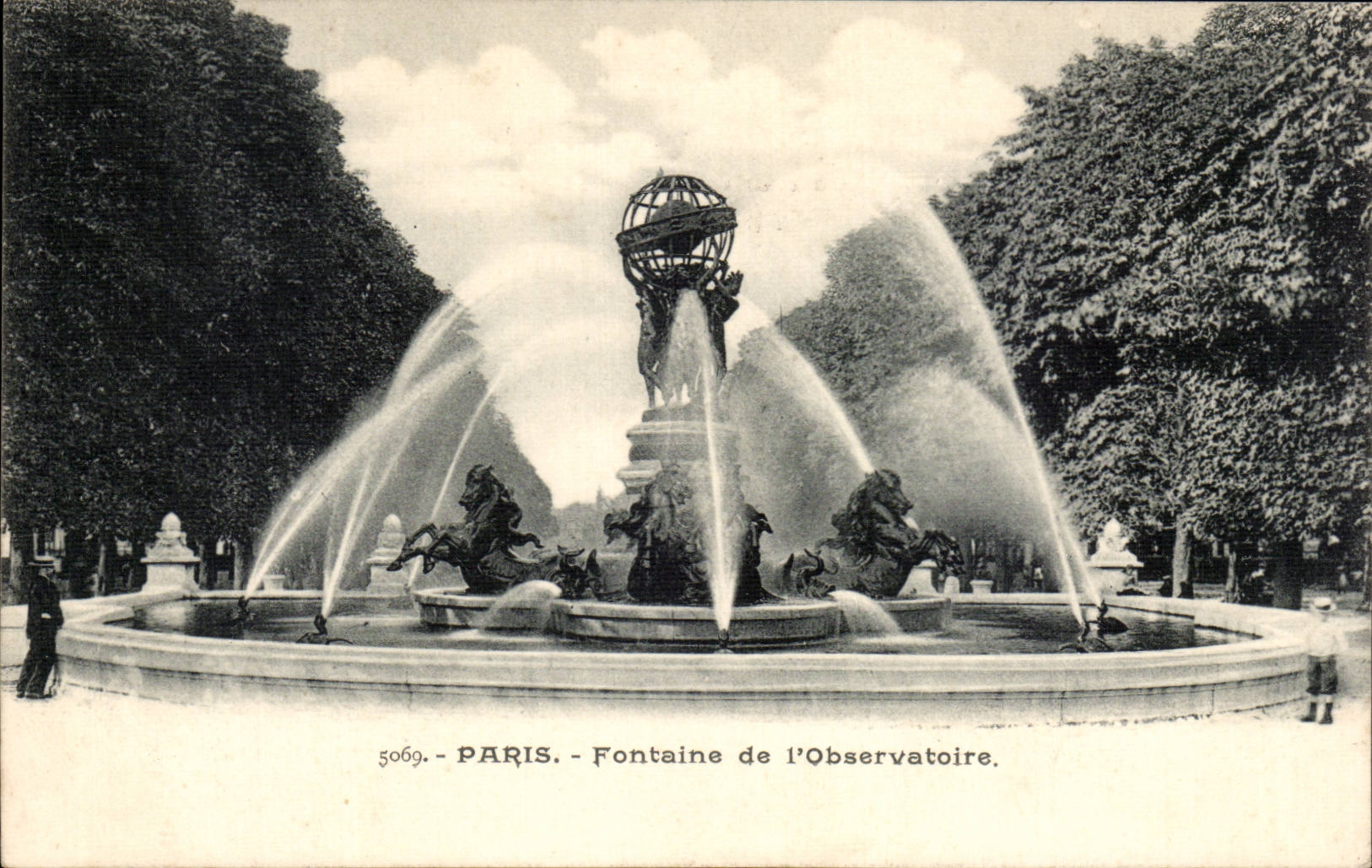 Paris CPA Fontaine de l'observatoire Chevaux