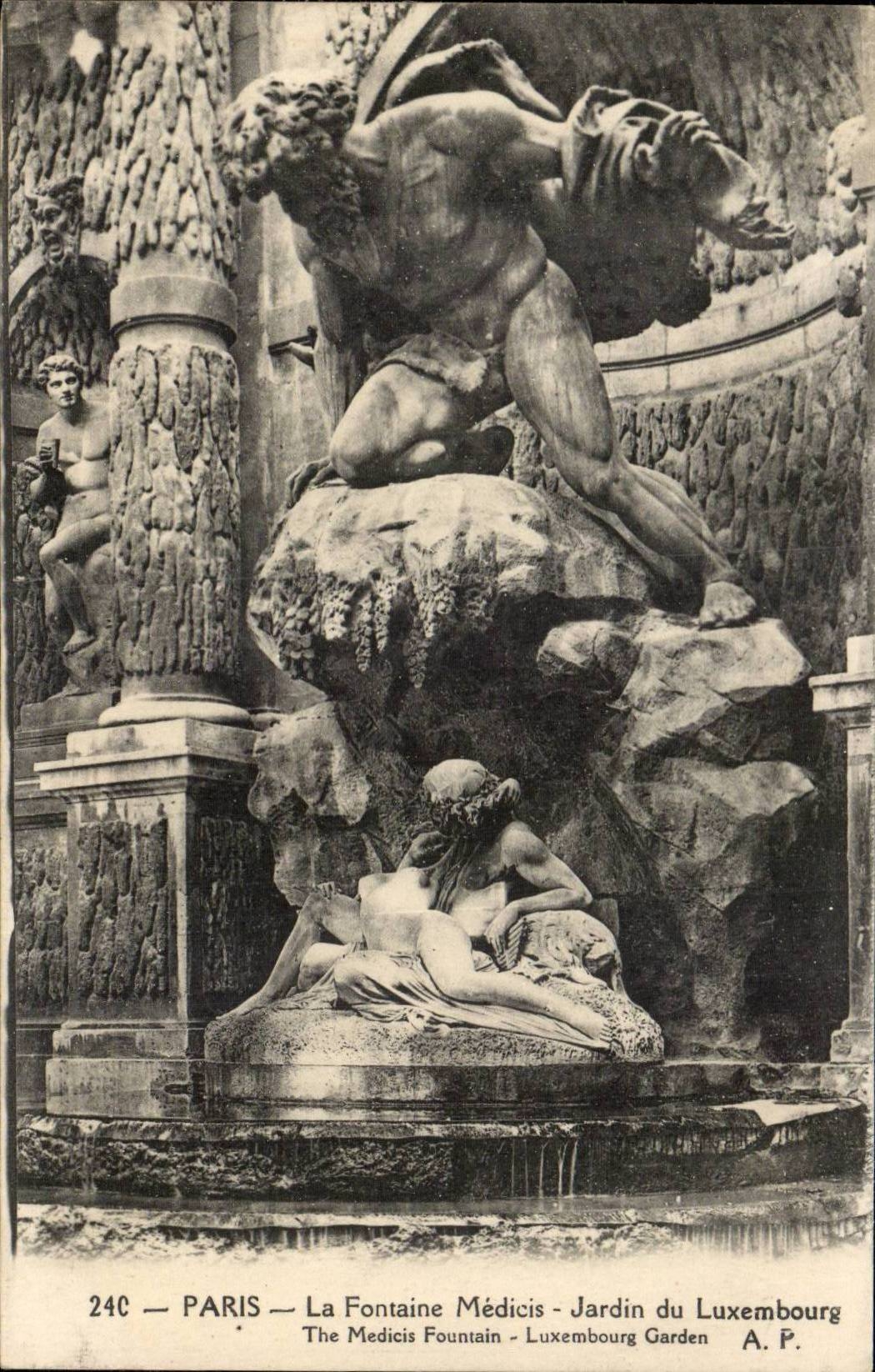 Paris CPA Fountain medicis Garden of Luxembourg
