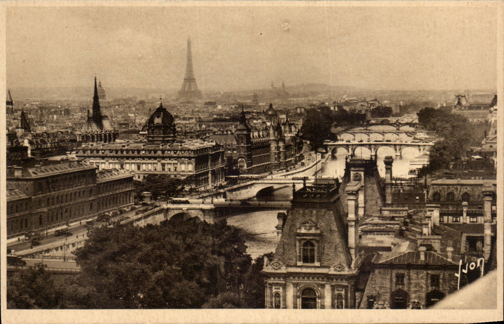 Paris CPA Perspective des sept ponts Tour Eiffel