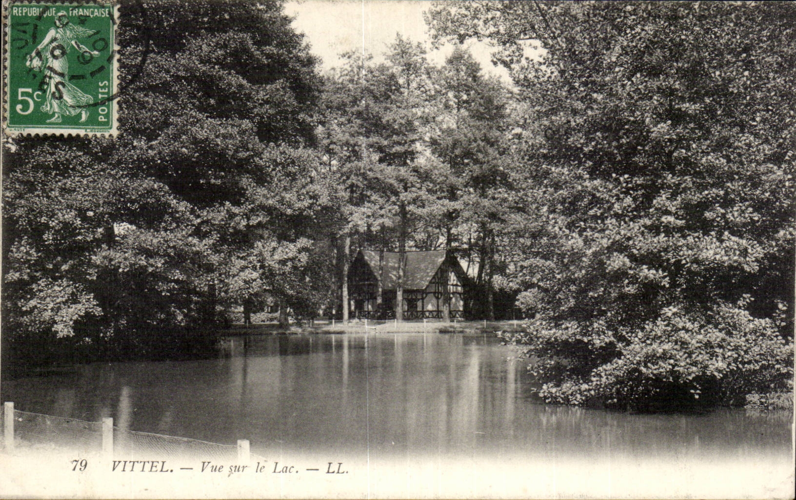 Vittel CPA Seen on the lake