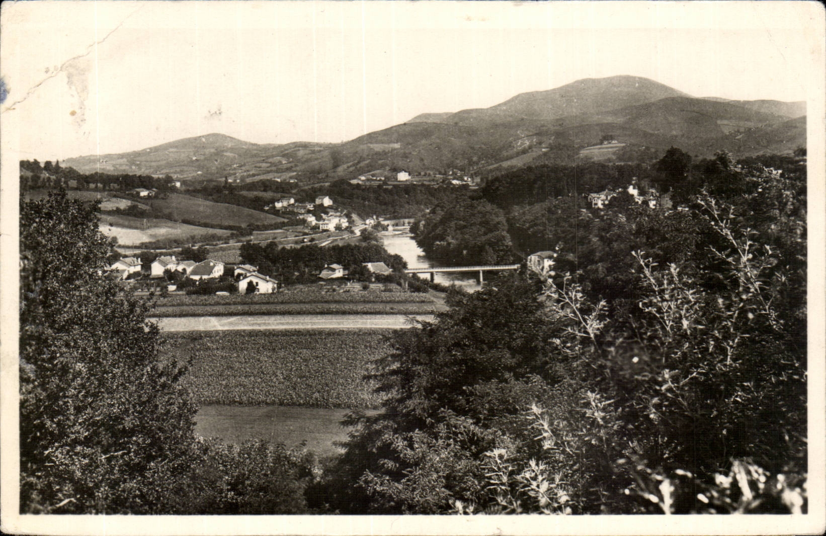 CPA Cambo Nive and the ursuya seen terraces