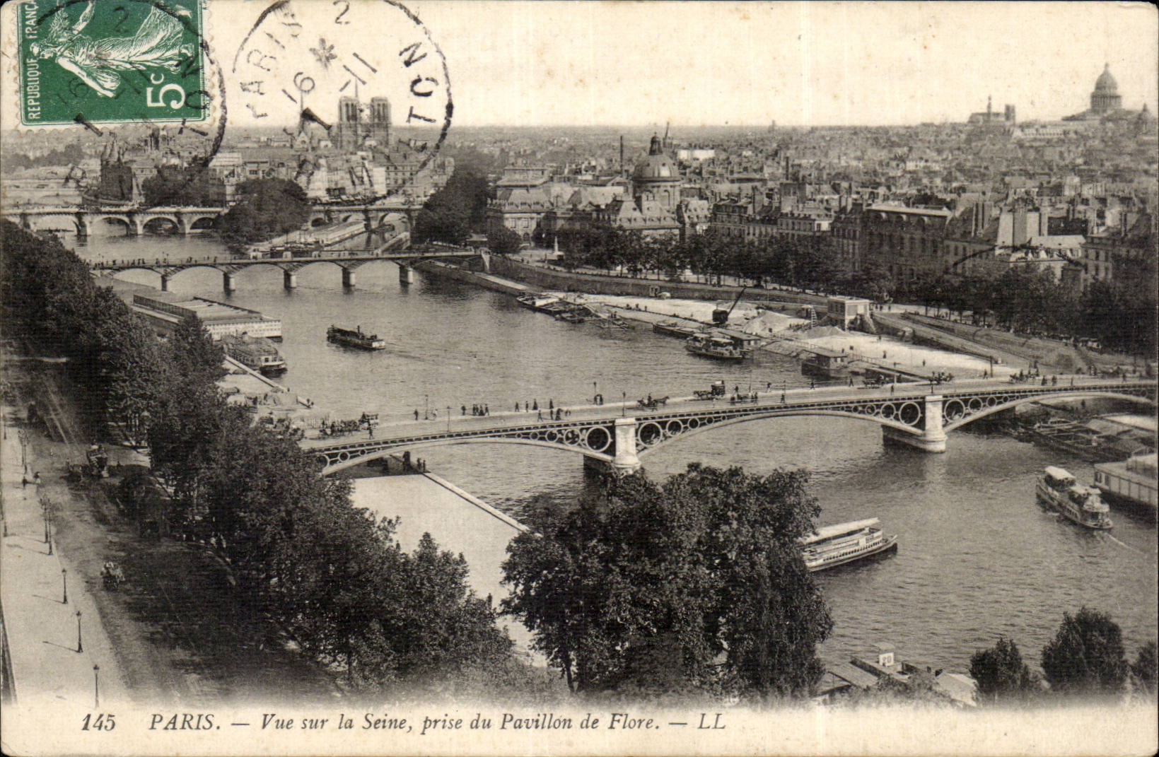 Paris CPA Vue sur la Seine prise du pavillon de Flore