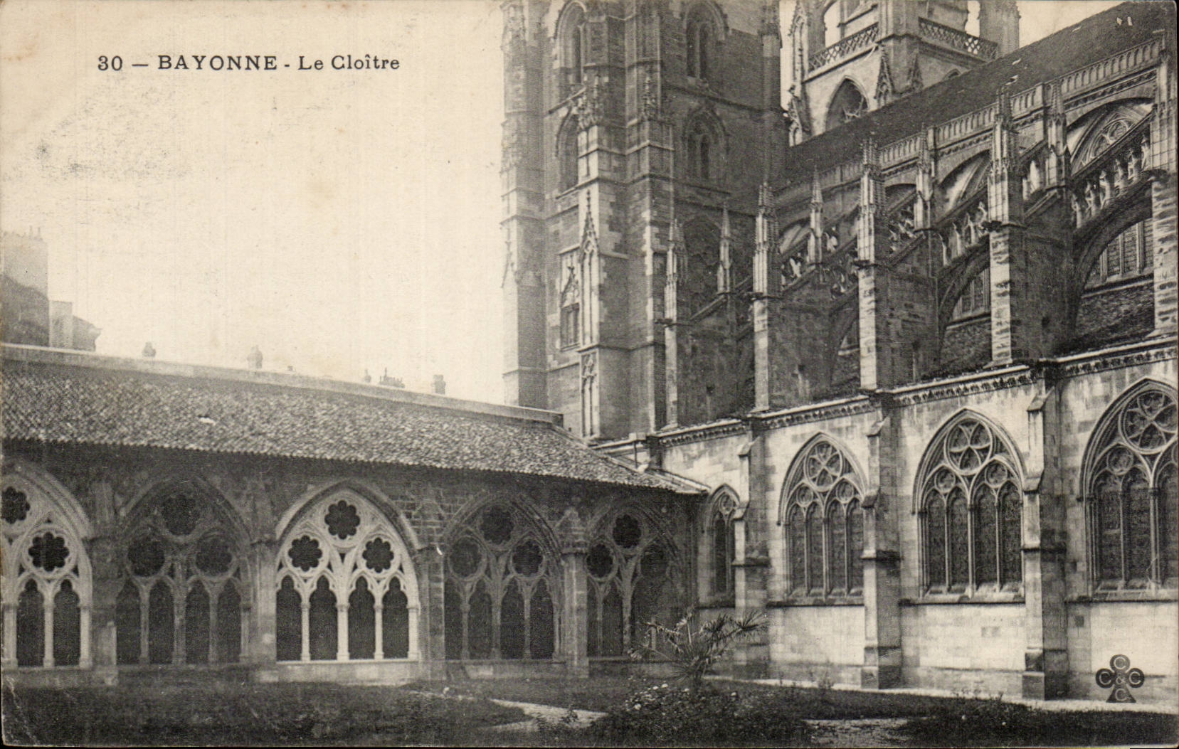 CPA Bayonne the cloister