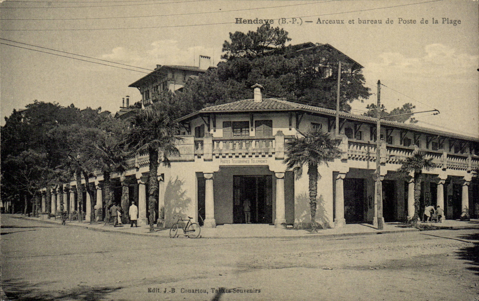 CPA Hendaye Arches and post office of the beach