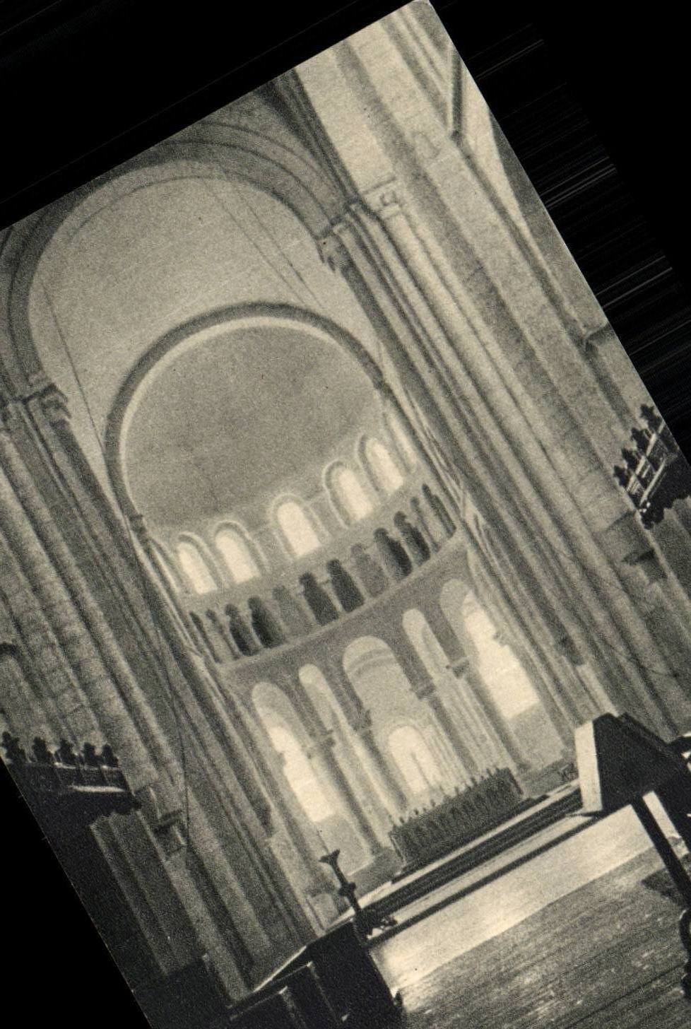 CPA Fontgombault der Abteikirchechor und das Schongebiet