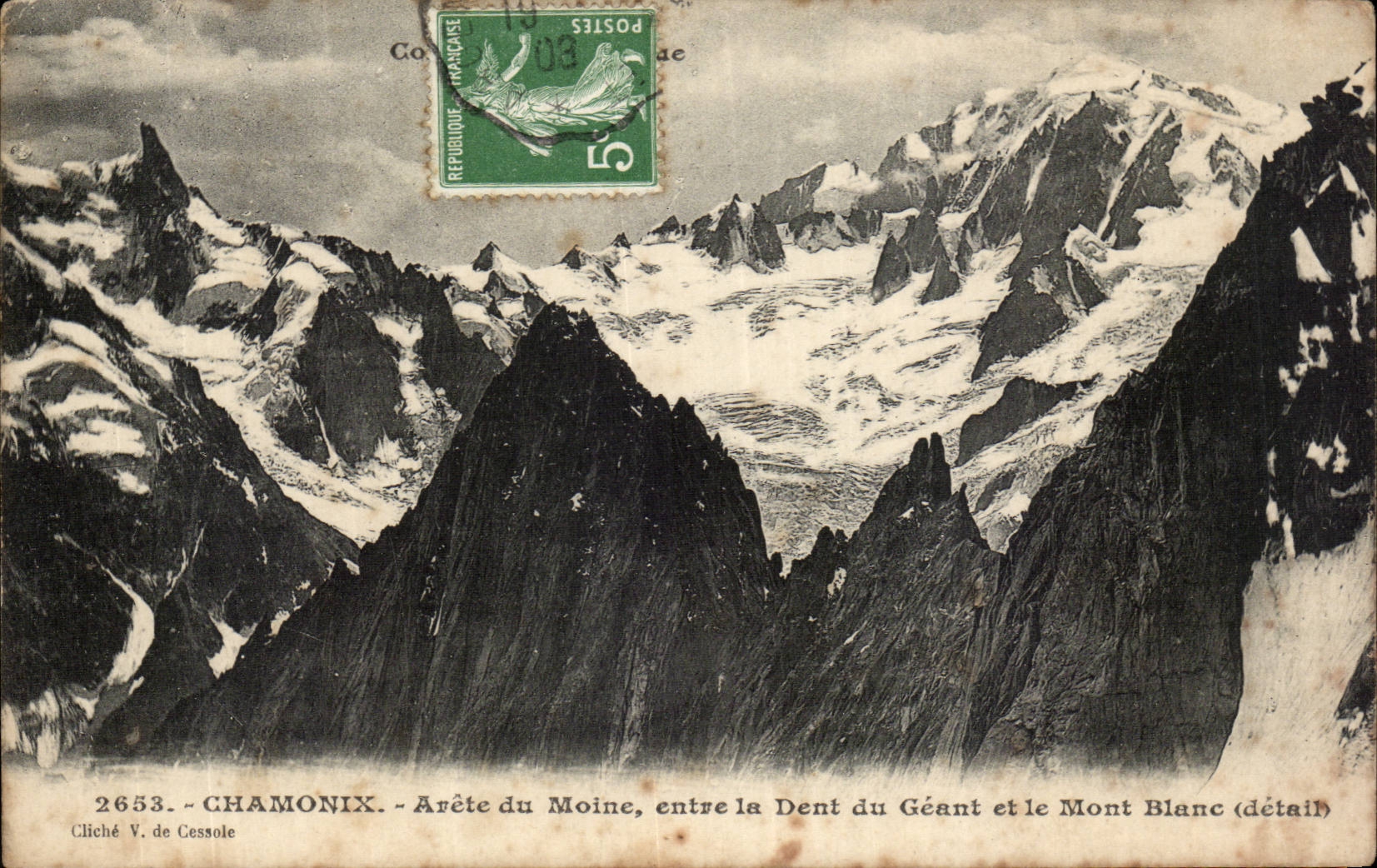 CPA Chamonix Arete du Moine entre la dent du geant et le Mont Blanc