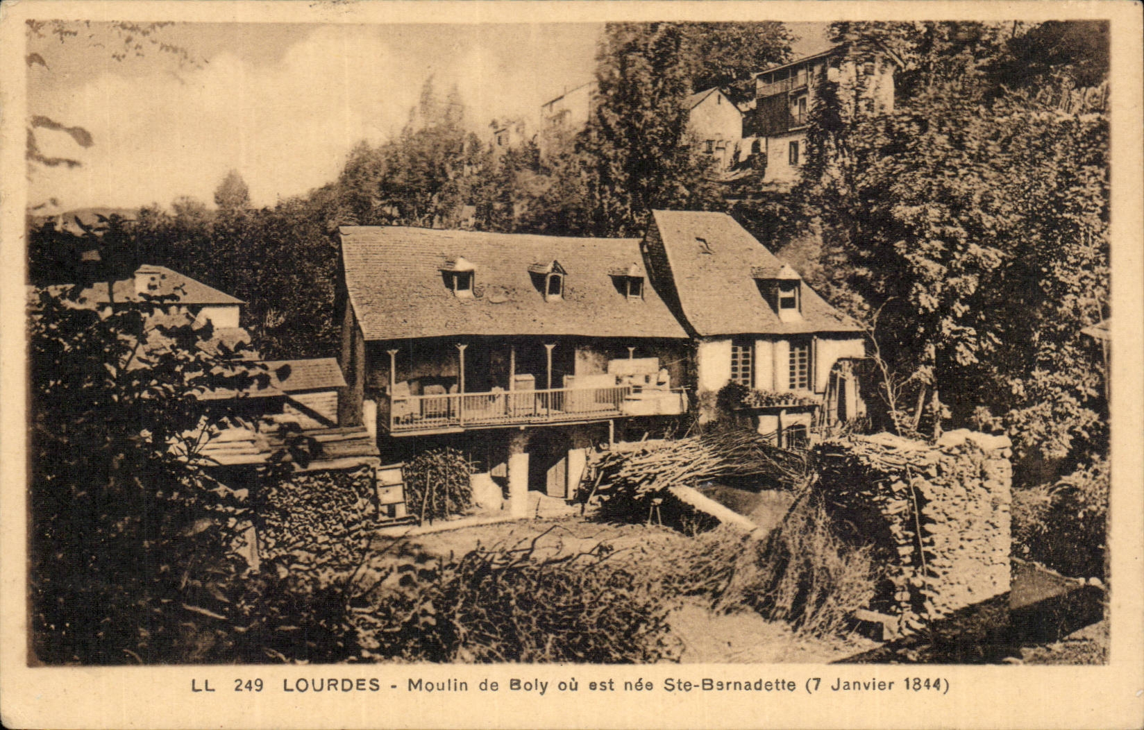 CPA Lourdes Mill of Servant boy Bernadette