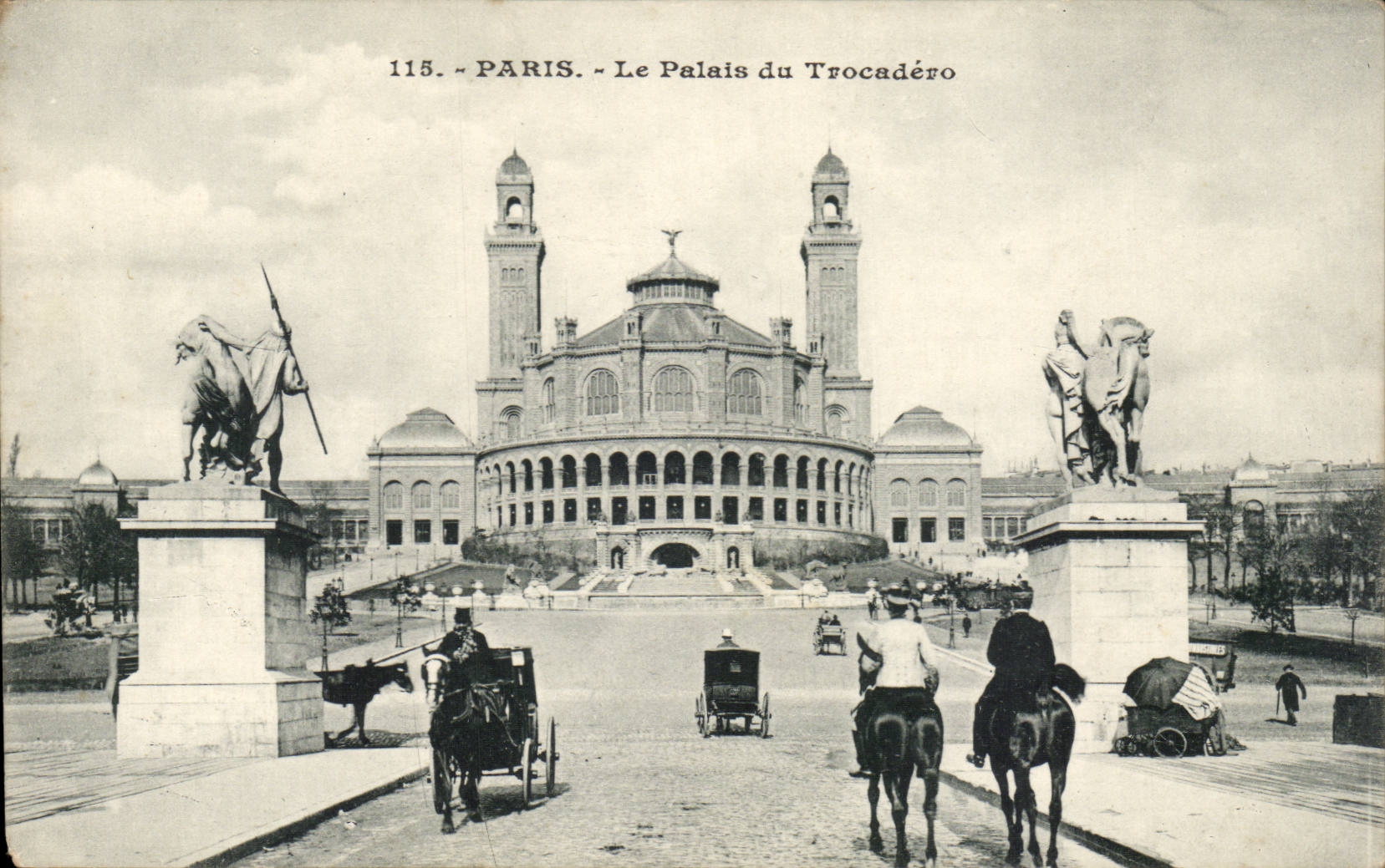 Paris CPA Palate of Trocadero