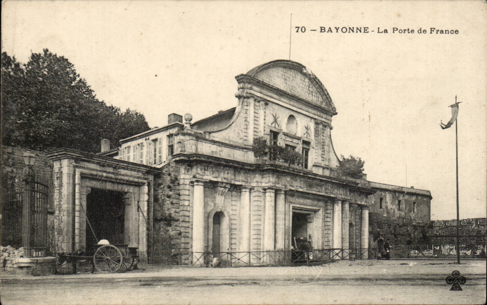 CPA Bayonne the door of France