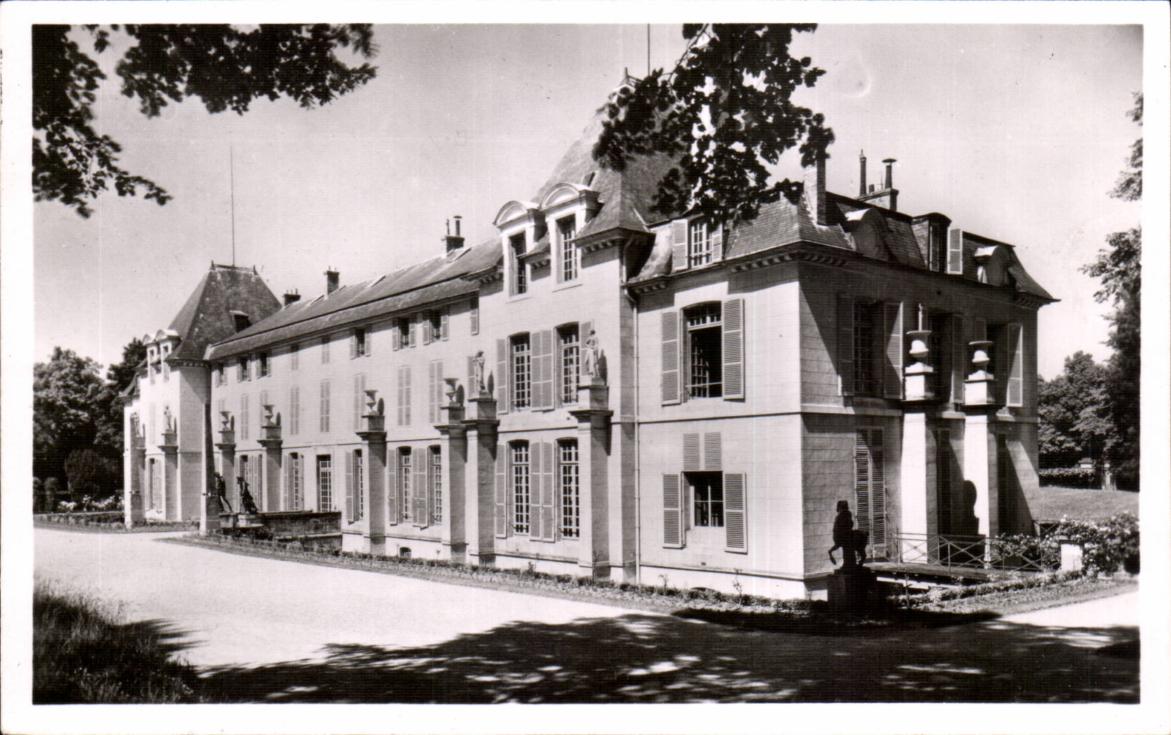 CPA National museum of Malmaison Frontage on the park