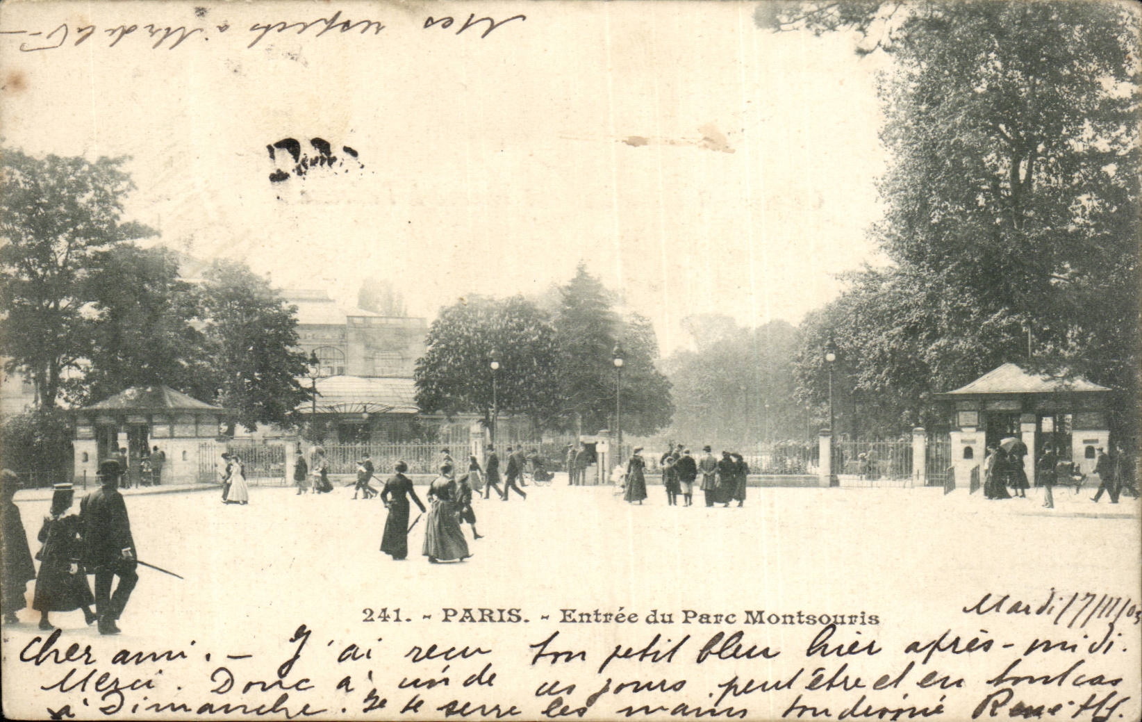 CPA Paris Entering of the park montouris