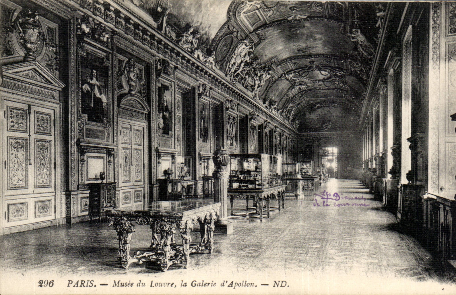 CPA Paris Musee du Louvre La galerie d'Apollon