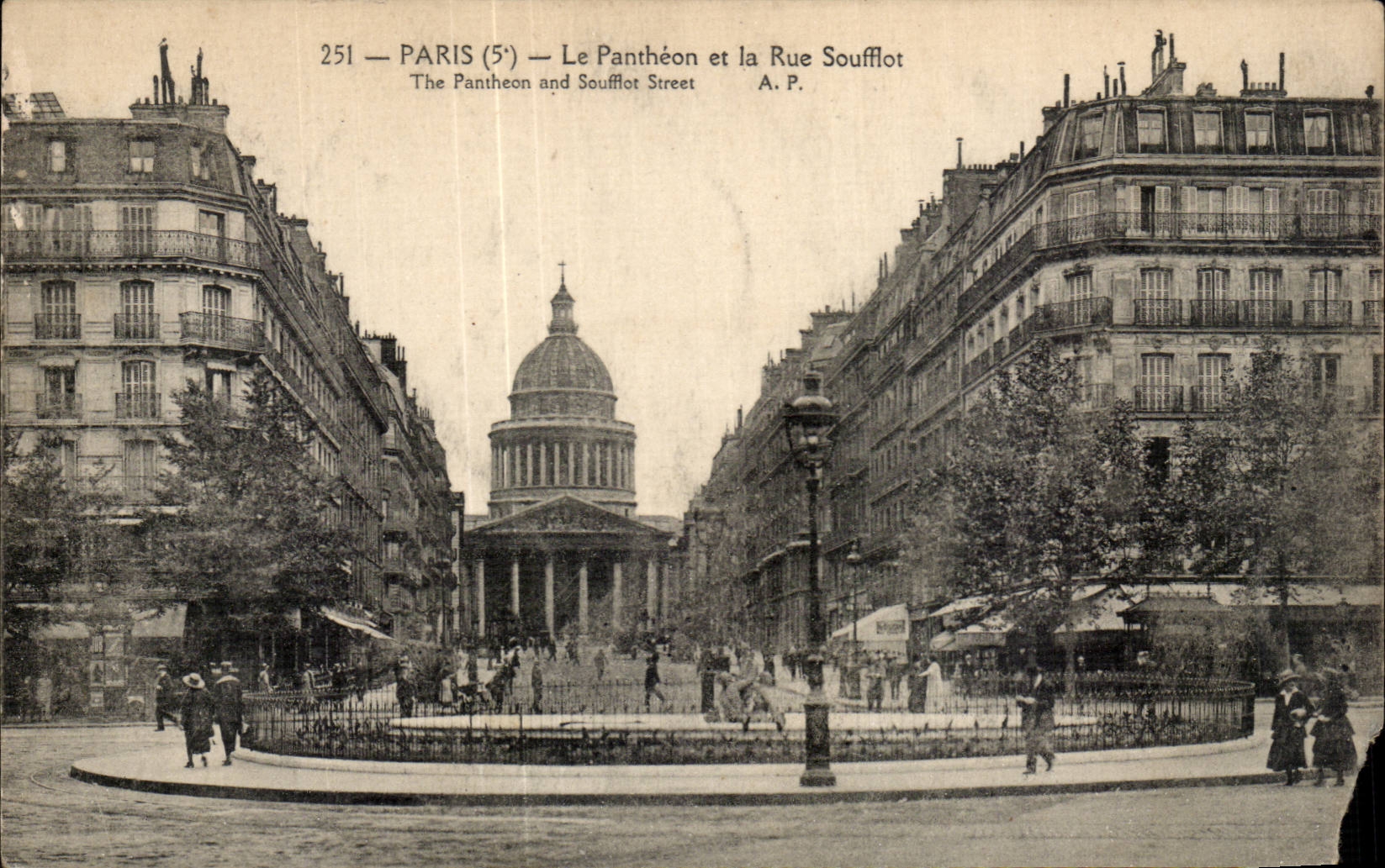CPA Paris the Pantheon and the street Soufflot