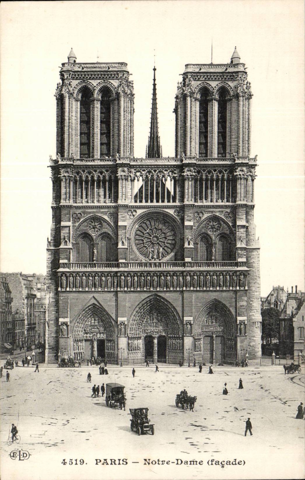CPA Paris Eglise Notre DAme