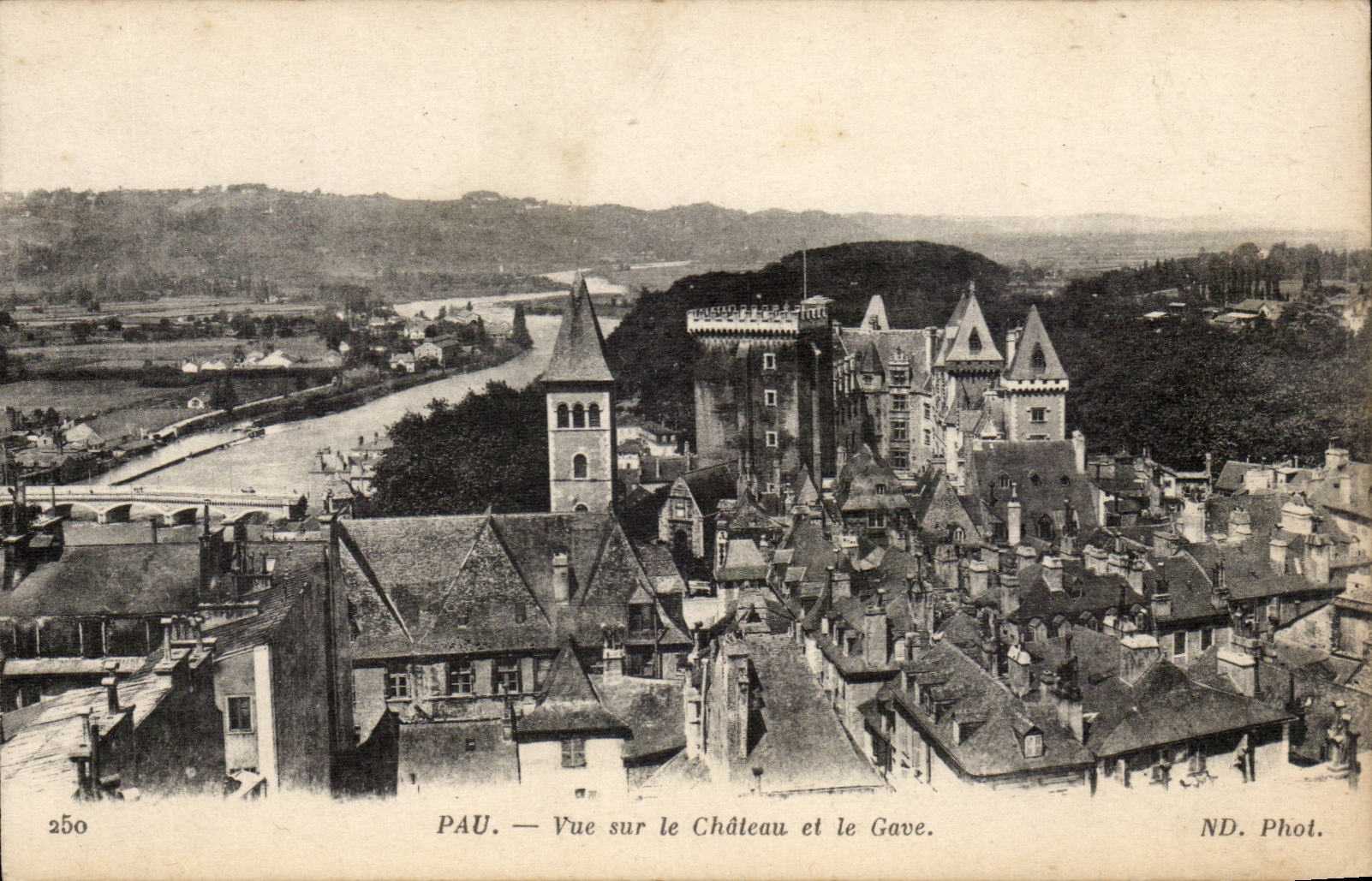 CPA Pau das auf das Schloss gesehen wurde und gab