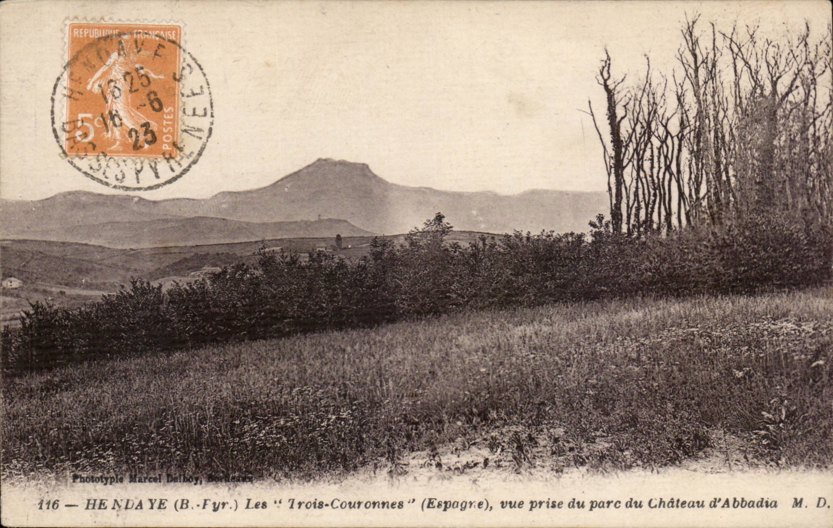 CPA Hendaye three crowns seen from of the chateua of Abbadia