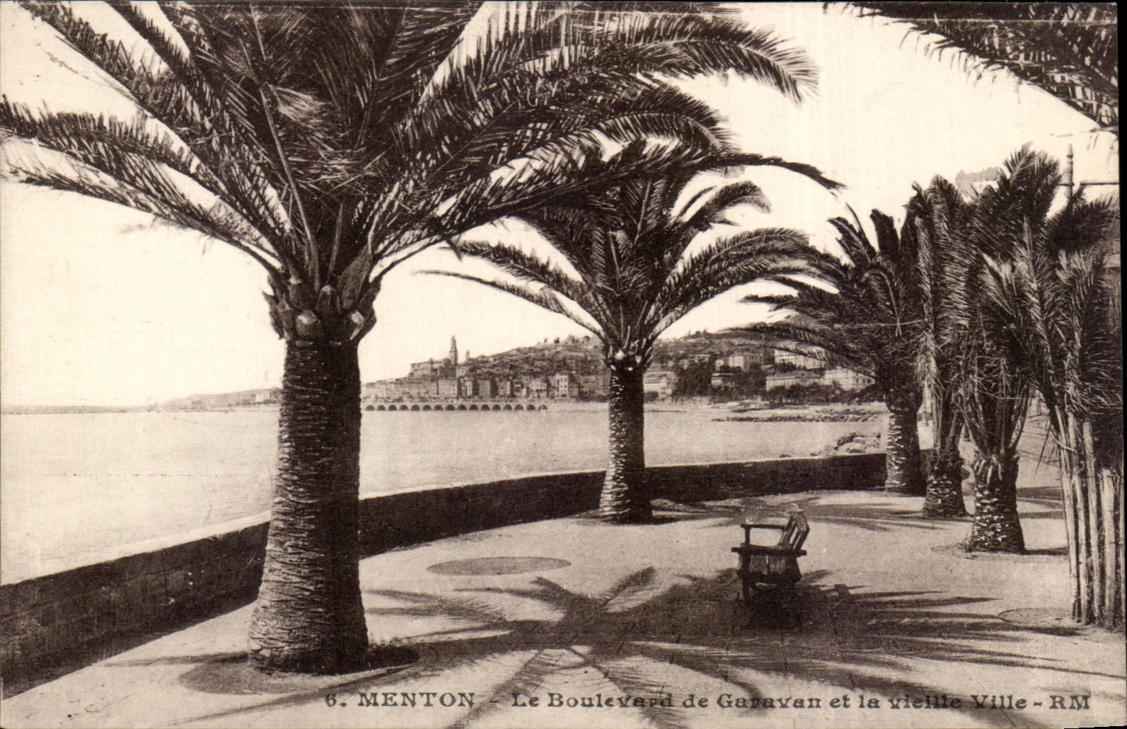 CPA Menton the boulevard of Garavan and the old city