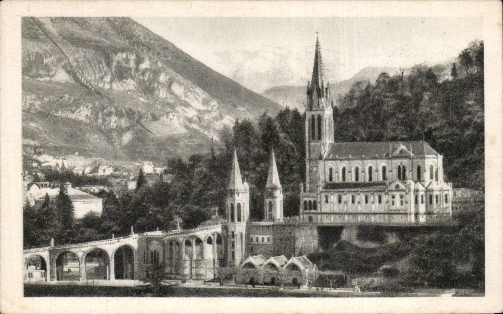 CPA Lourdes Basilica