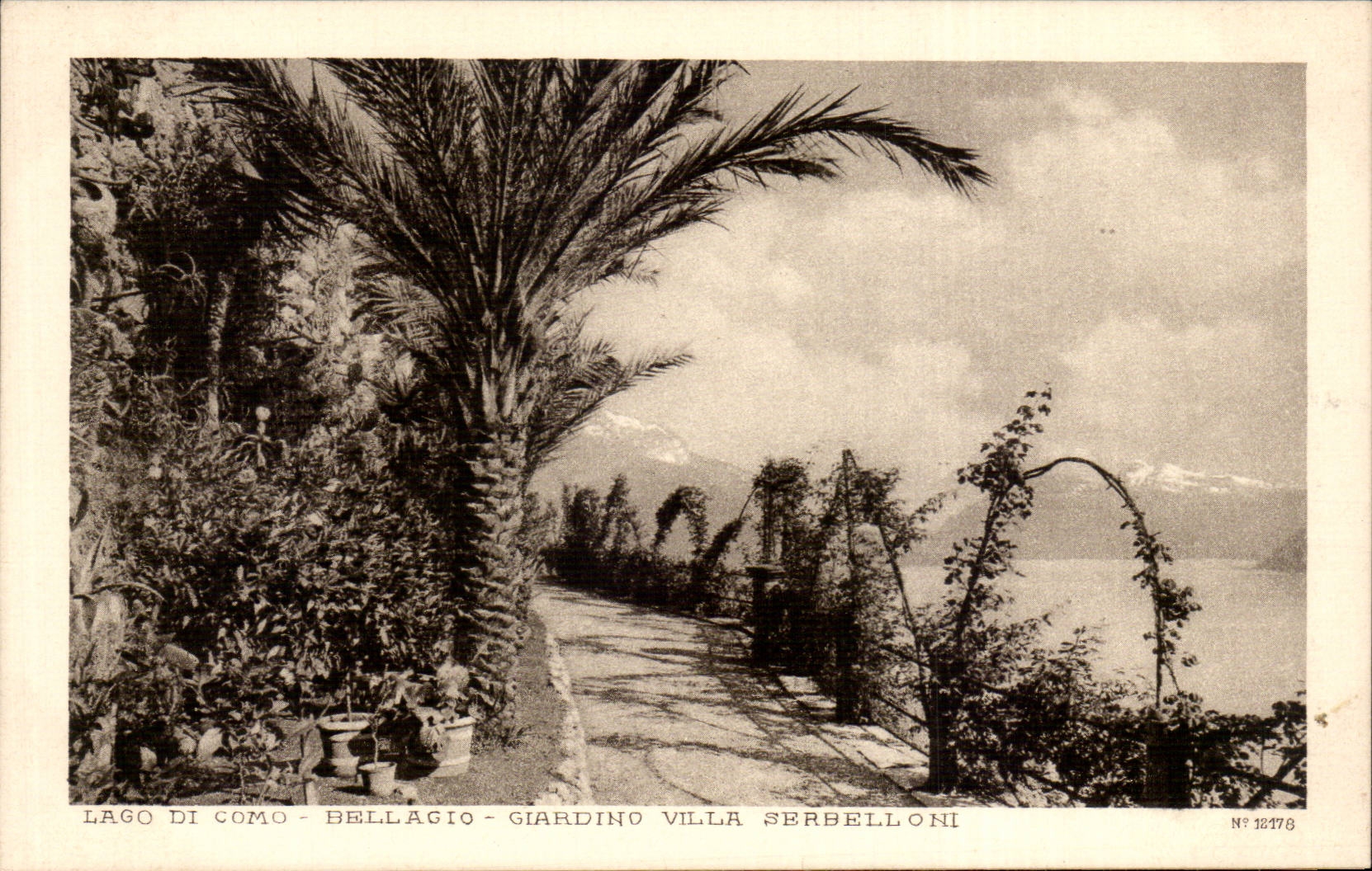 CPA Italien Italien Bellagio Lago di Como Giardino Serbelloni Landhaus