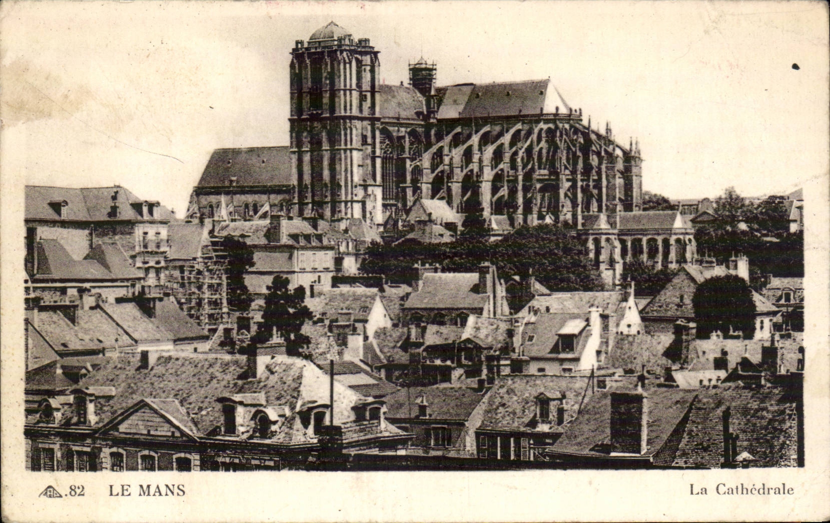 Mans CPA the cathedral