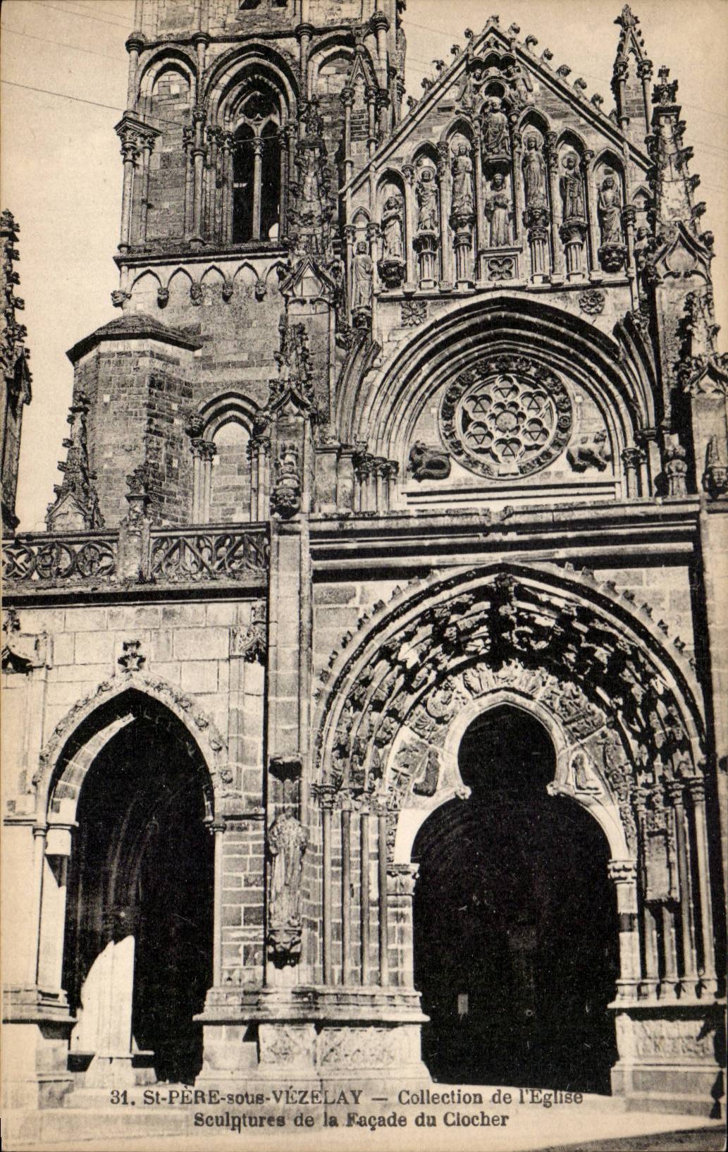 CPA St father under Vezelay Collection of the church Sculptures of the frontage of the bell-tower