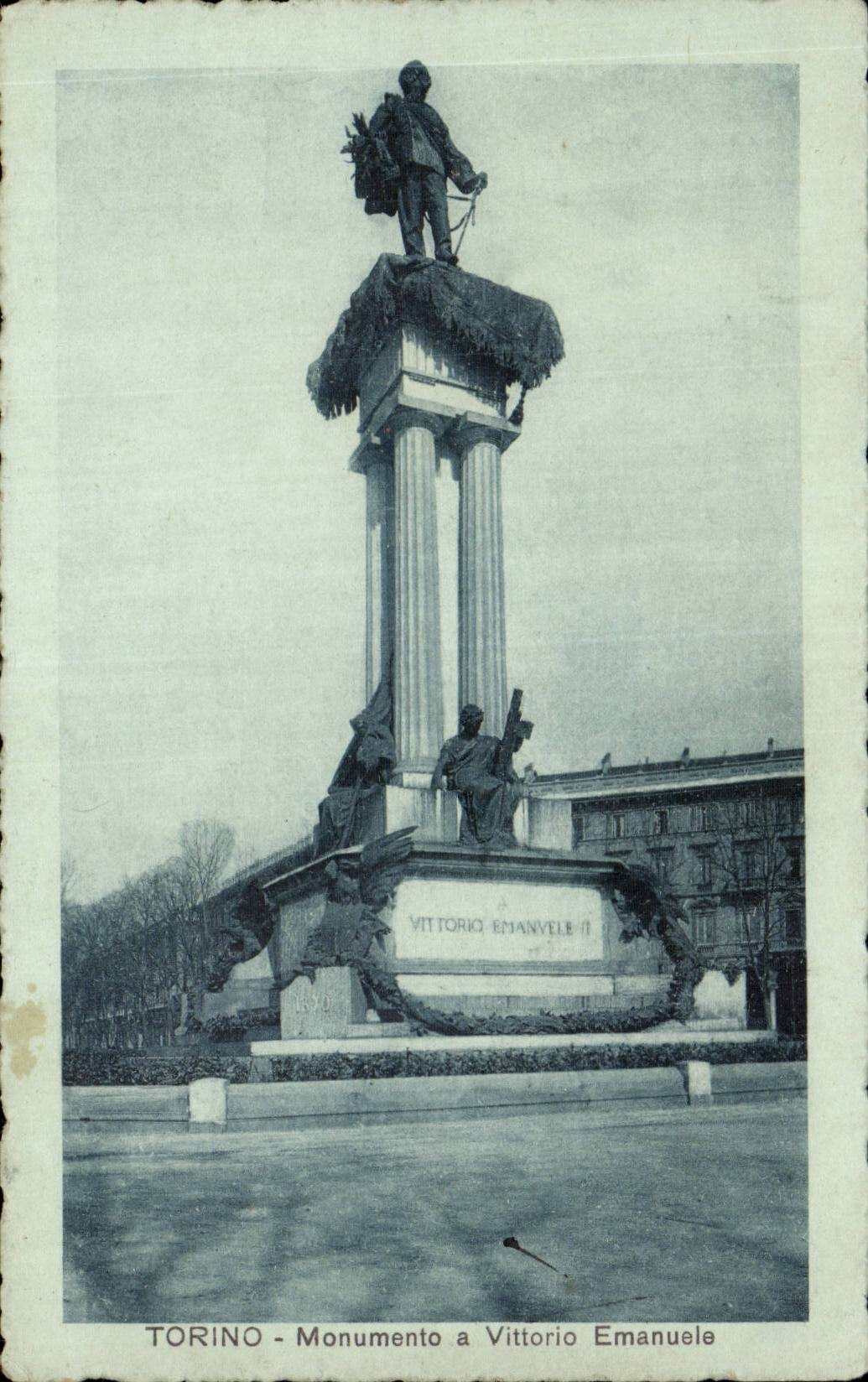 CPA Italie Italia Torino Monumento a Vittorio Emanuele