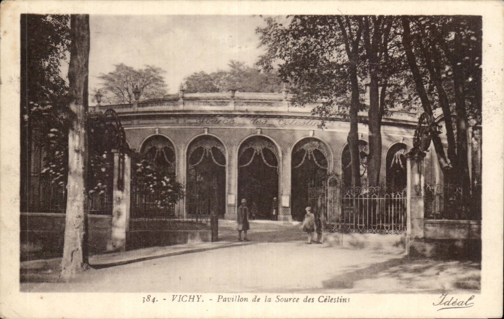 CPA Vichy House of the source of Celestins