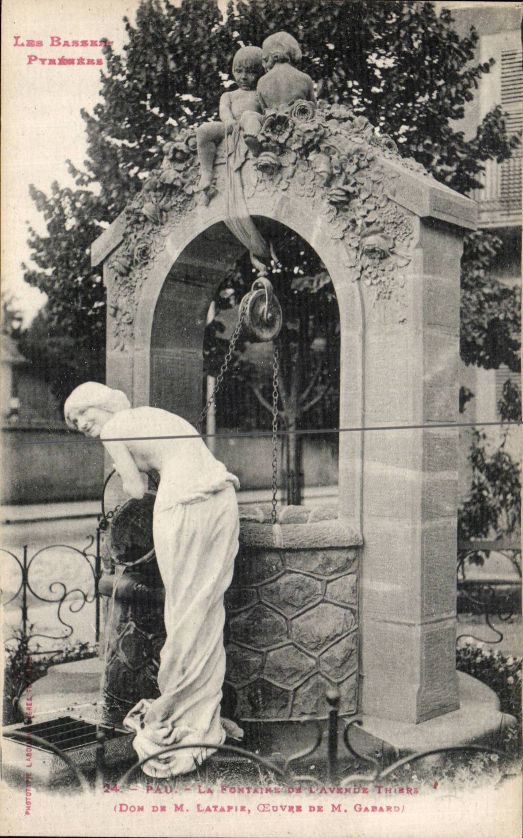 CPA Pau der Brunnen der Allee Thiers Don von Herrn Latapie Works von Herrn Gabard