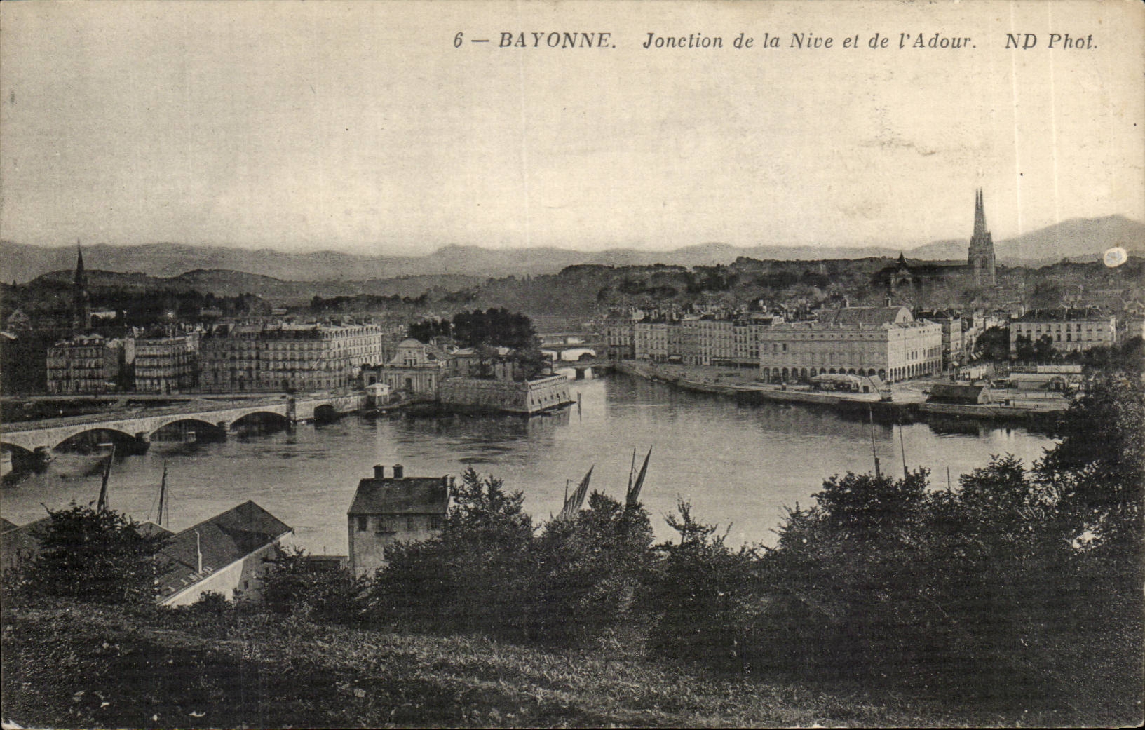 CPA Bayonne Junction of Nive and Adour