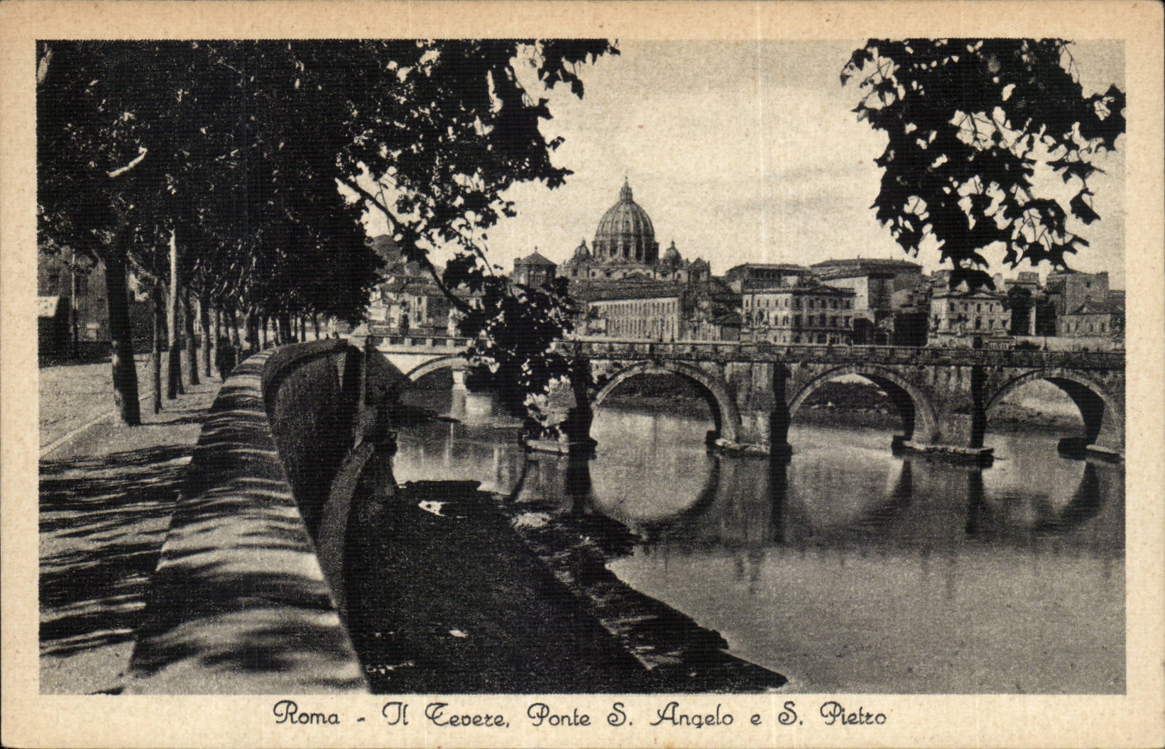 CPA Italien Italien Rom es Tevere einflussreiche Person S Angelo E S Pietro