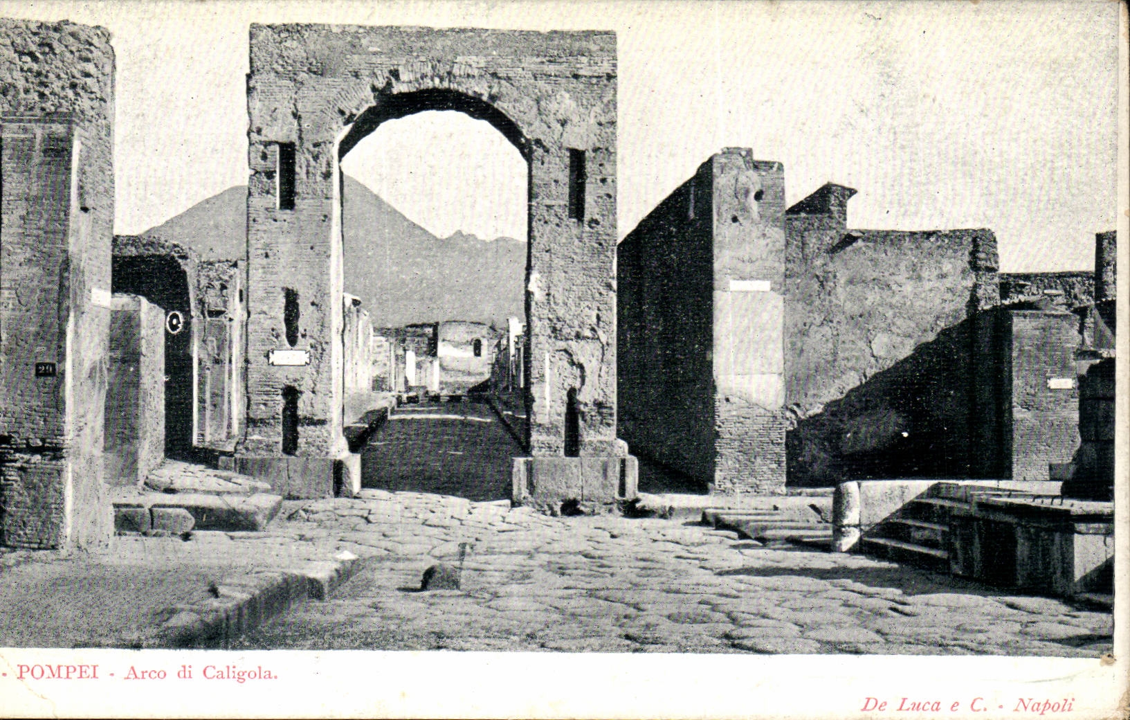 CPA Italien Italien Rom Pompeji Arco di Caligola