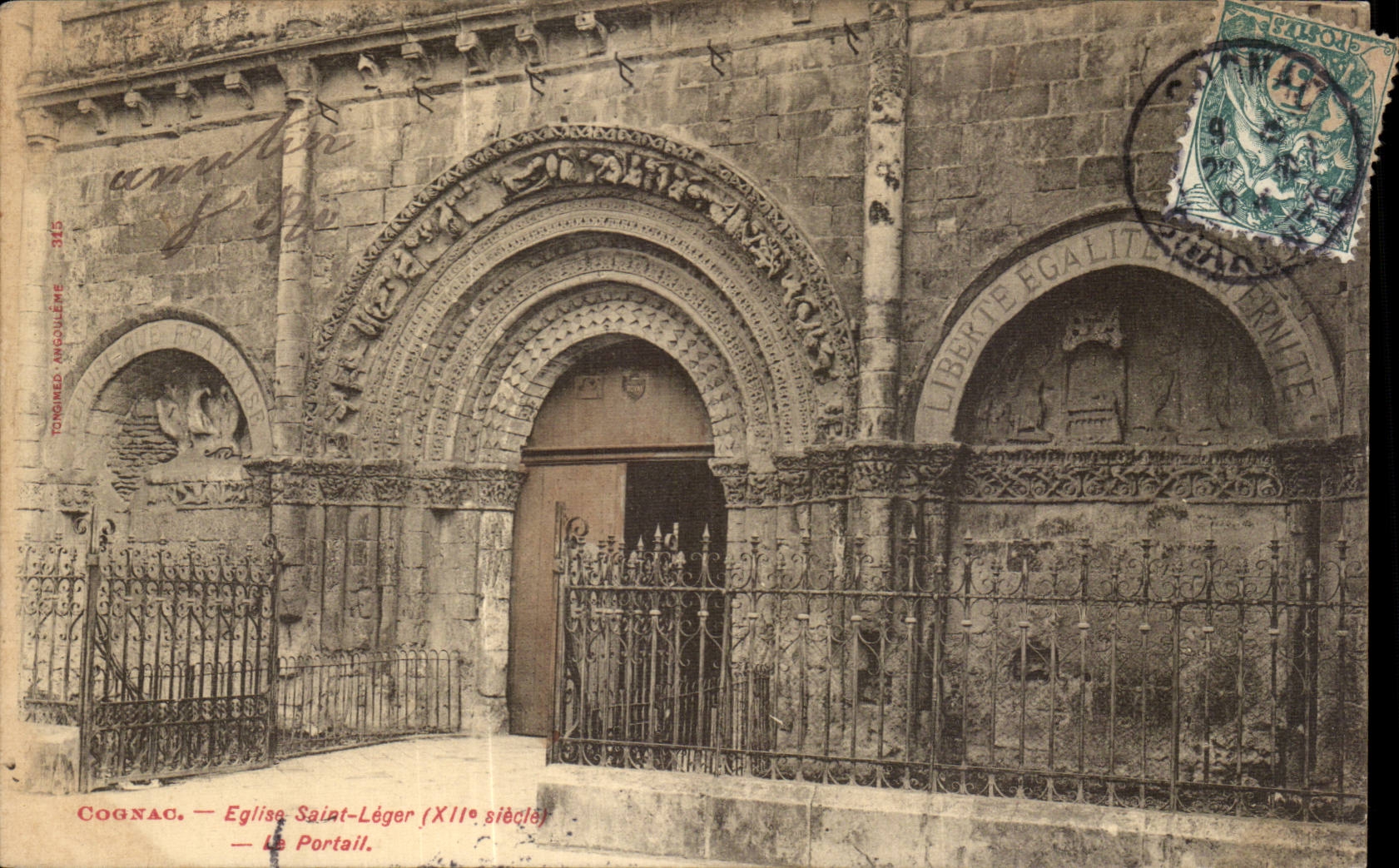 CPA Cognac Church Saint Light the gate