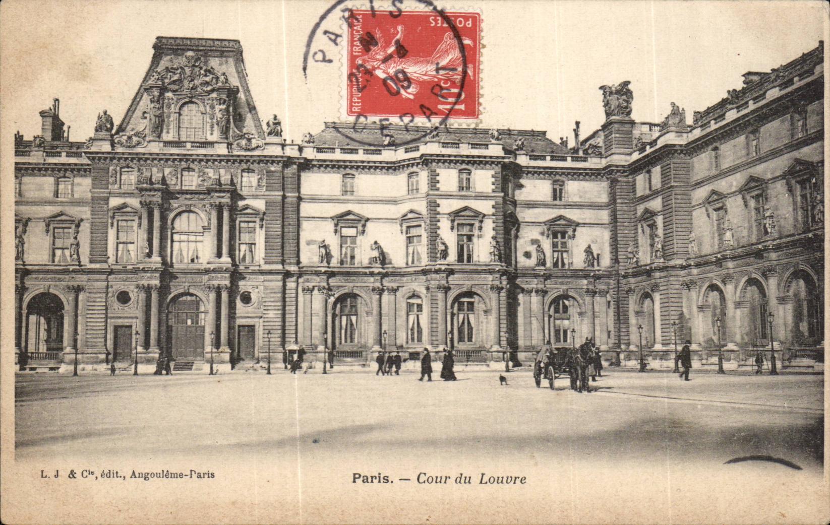 CPA Paris Cour du Louvre