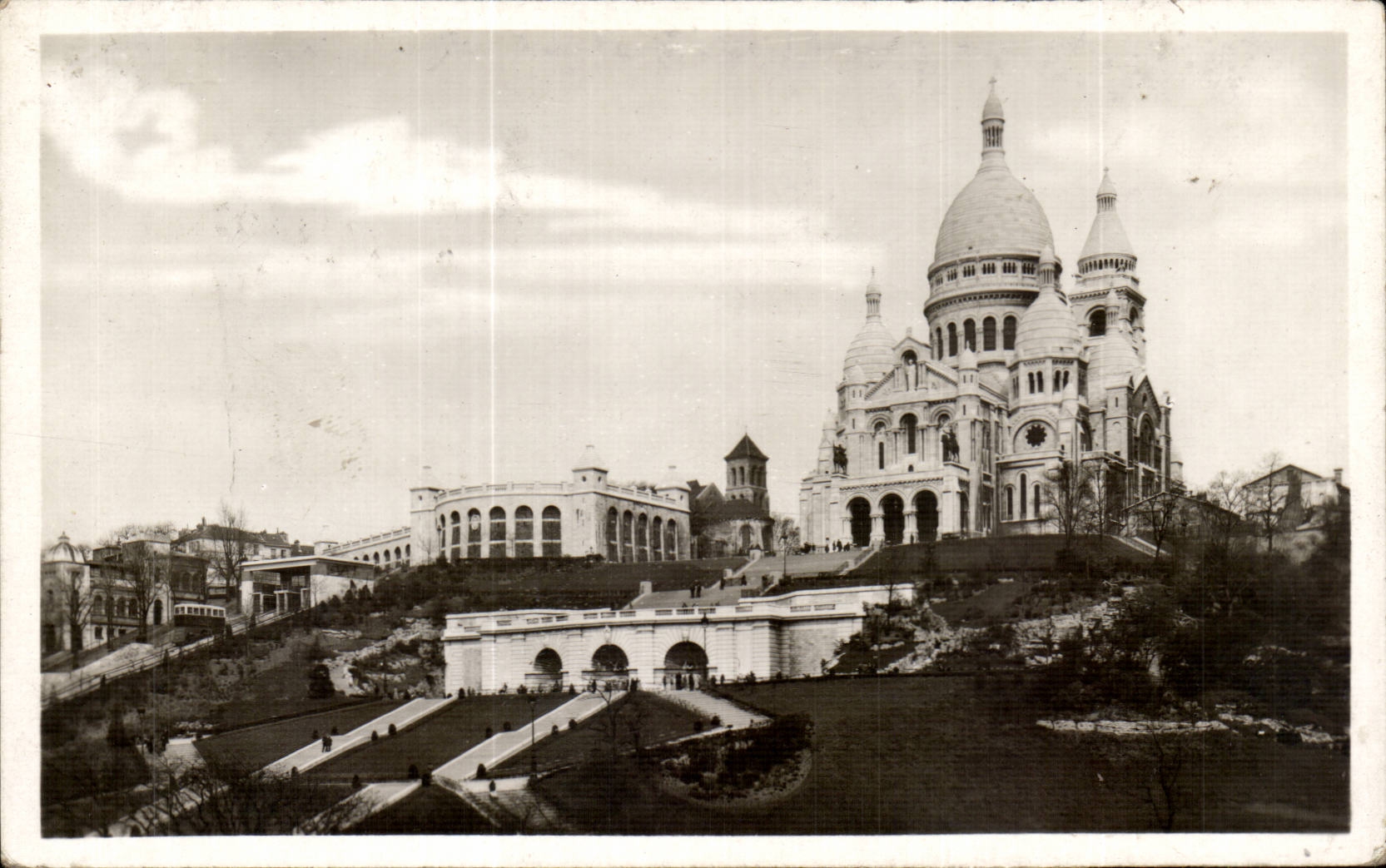 CPA Paris Basilique du Sacre Coeur de Montmartre