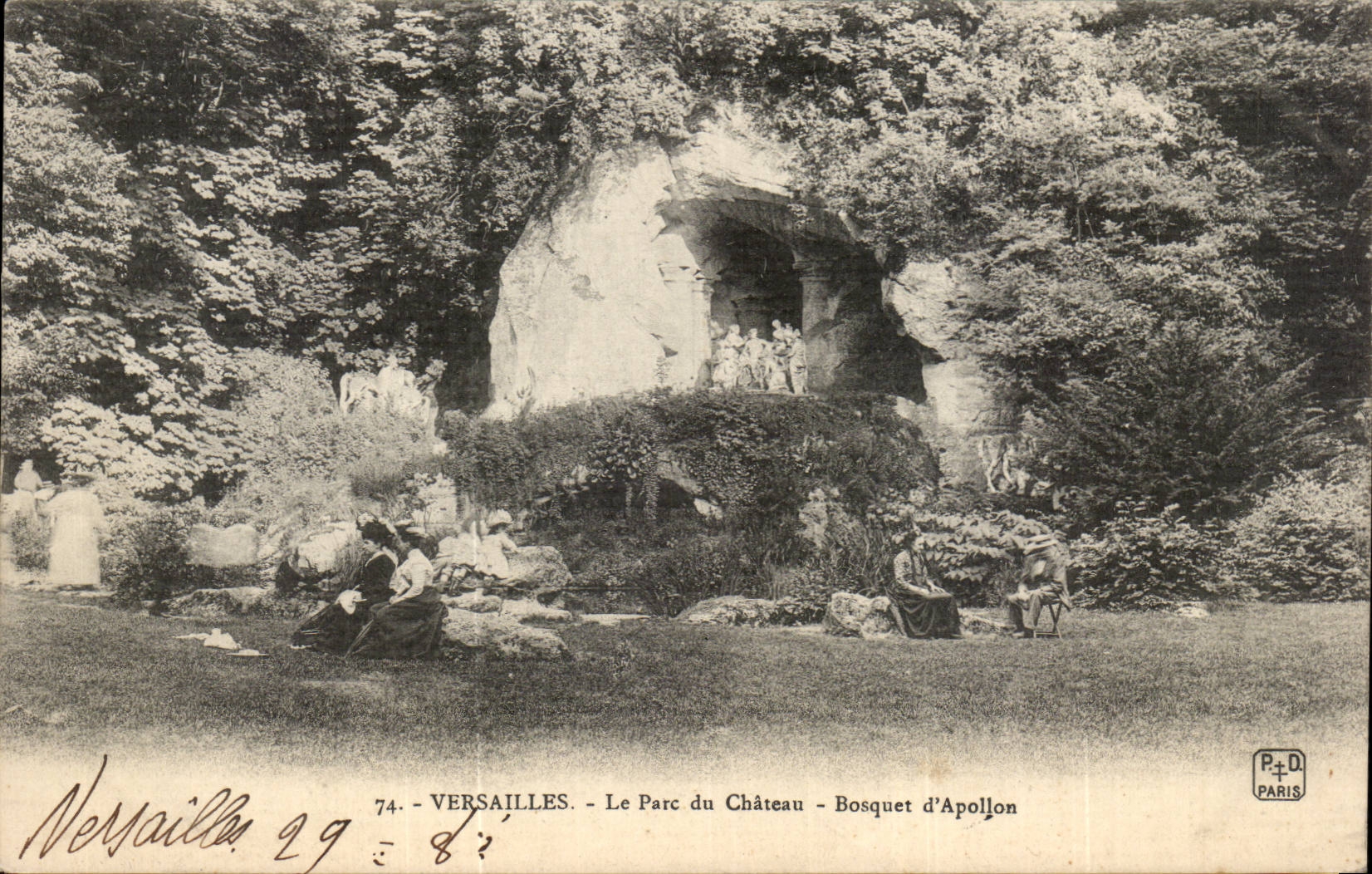 CPA Versailles the park of the castle Bouquet of Apollo (nice shot)