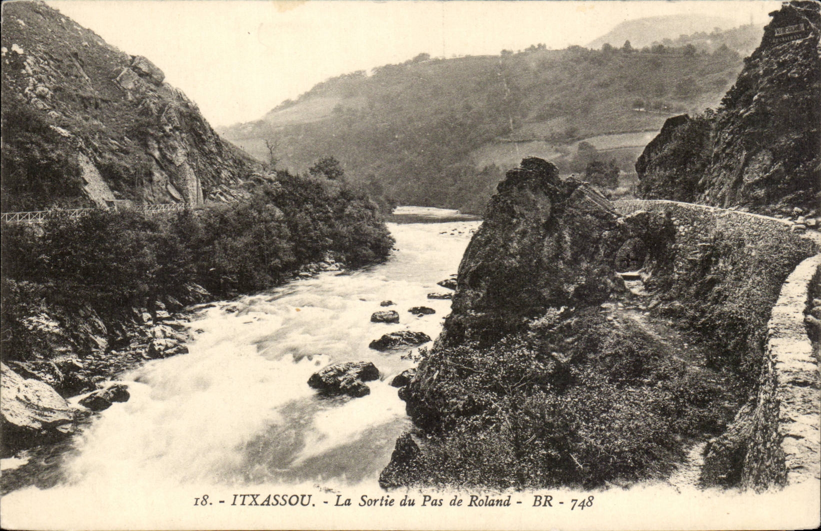 CPA Itxassou the exit of the Roland No