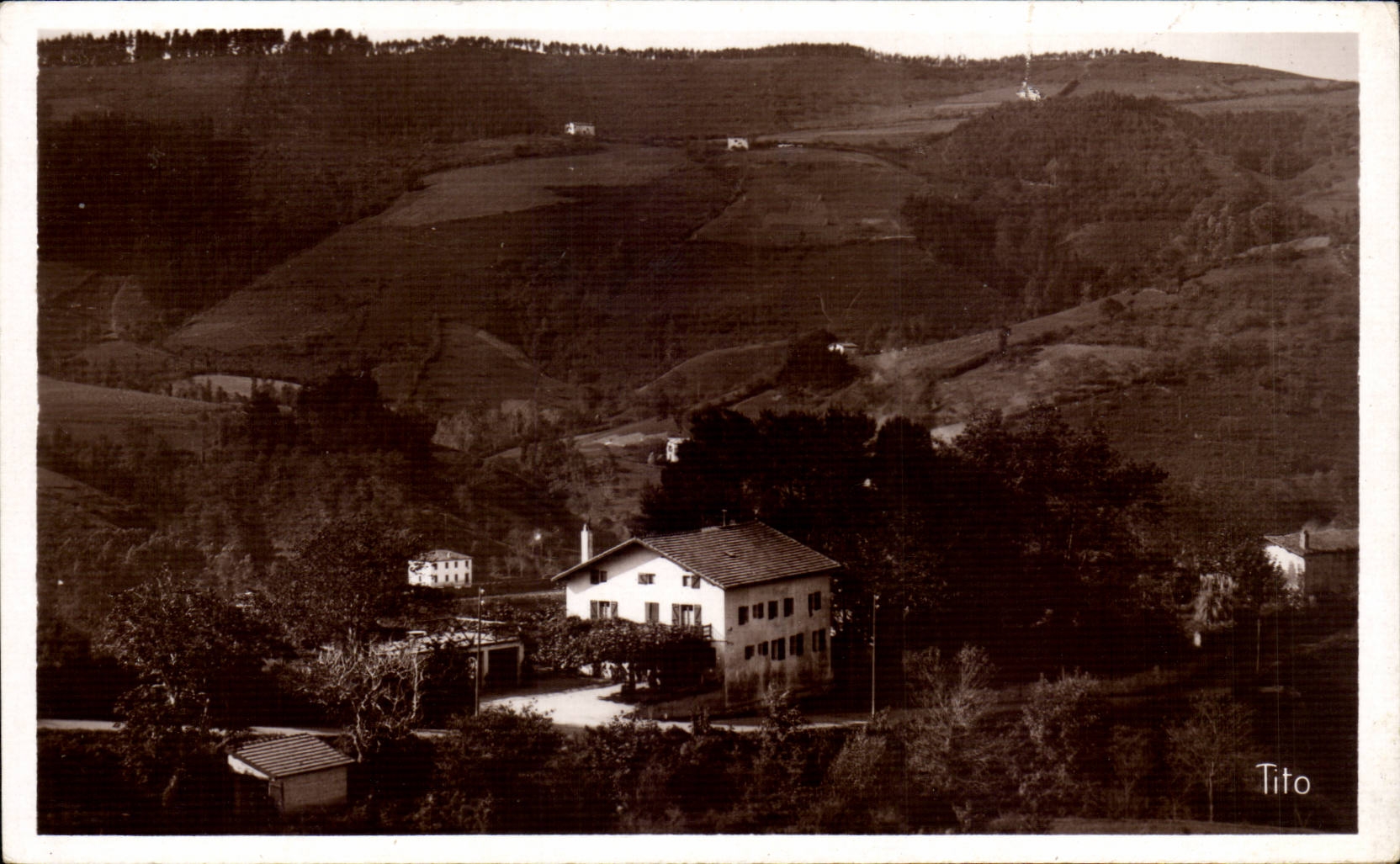Good CPA Biriatou Hotel famous Basque Atchenia Restoring
