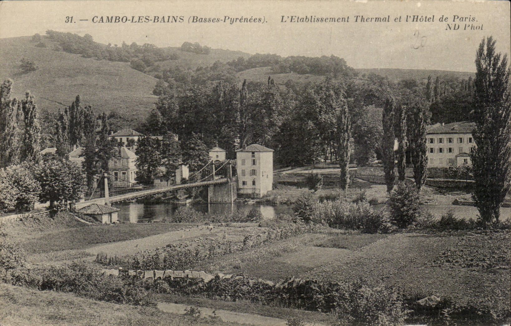 CPA Cambo les Bains hydropathic establishment and the hotel of Paris