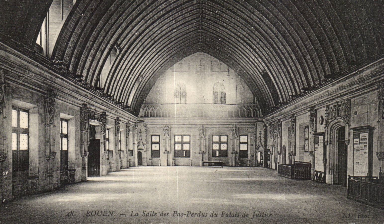 Rouen CPA the room of the lost Steps of the law courts