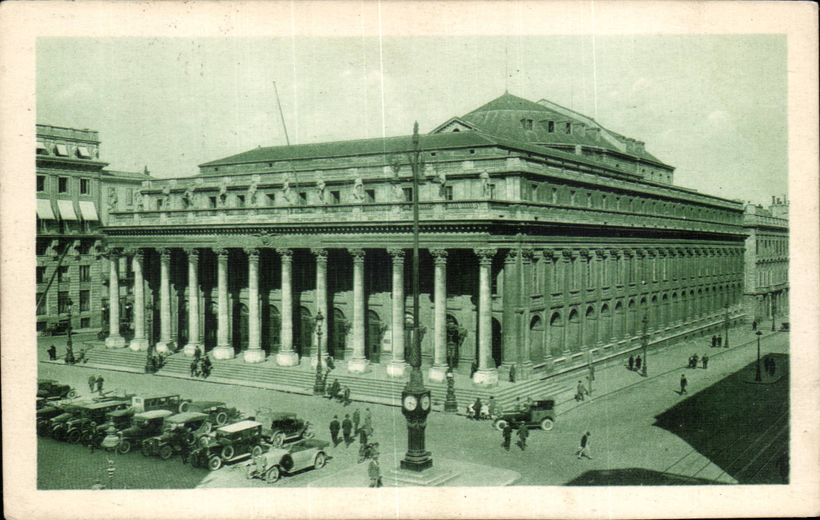 CPA Bordeaux the large theater