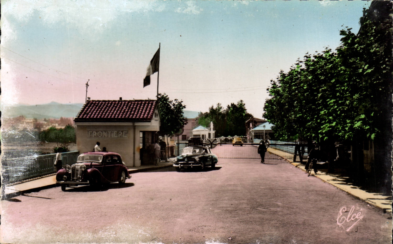 CPA Hendaye international Bridge Free Spanish Border at the Irun bottom